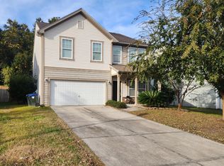 210 Medford Dr, Summerville, SC 29485