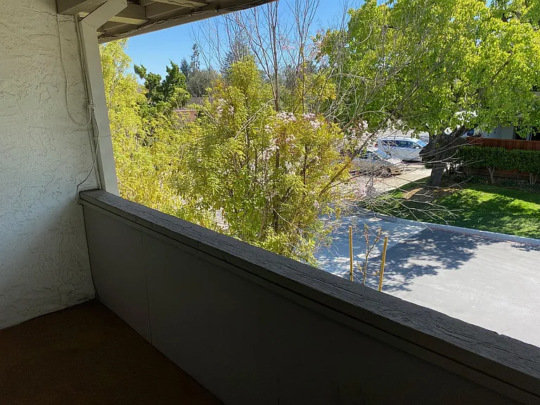 10377 Mary Ave — Photo 7