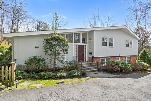6 Dickel Rd #A Photo 1