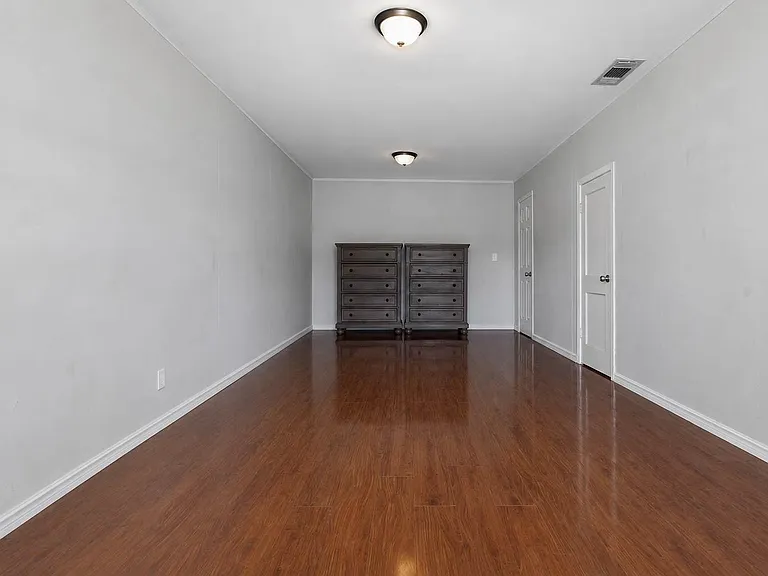 7217 Parker Rd — Photo 16