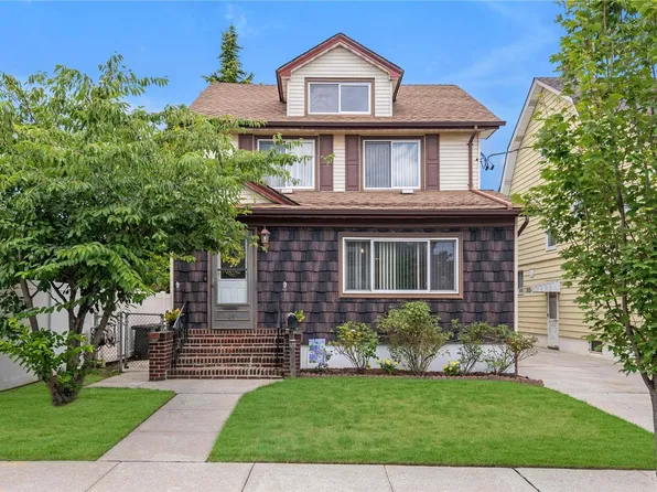 29 W Oxford Street, Valley Stream, NY 11580