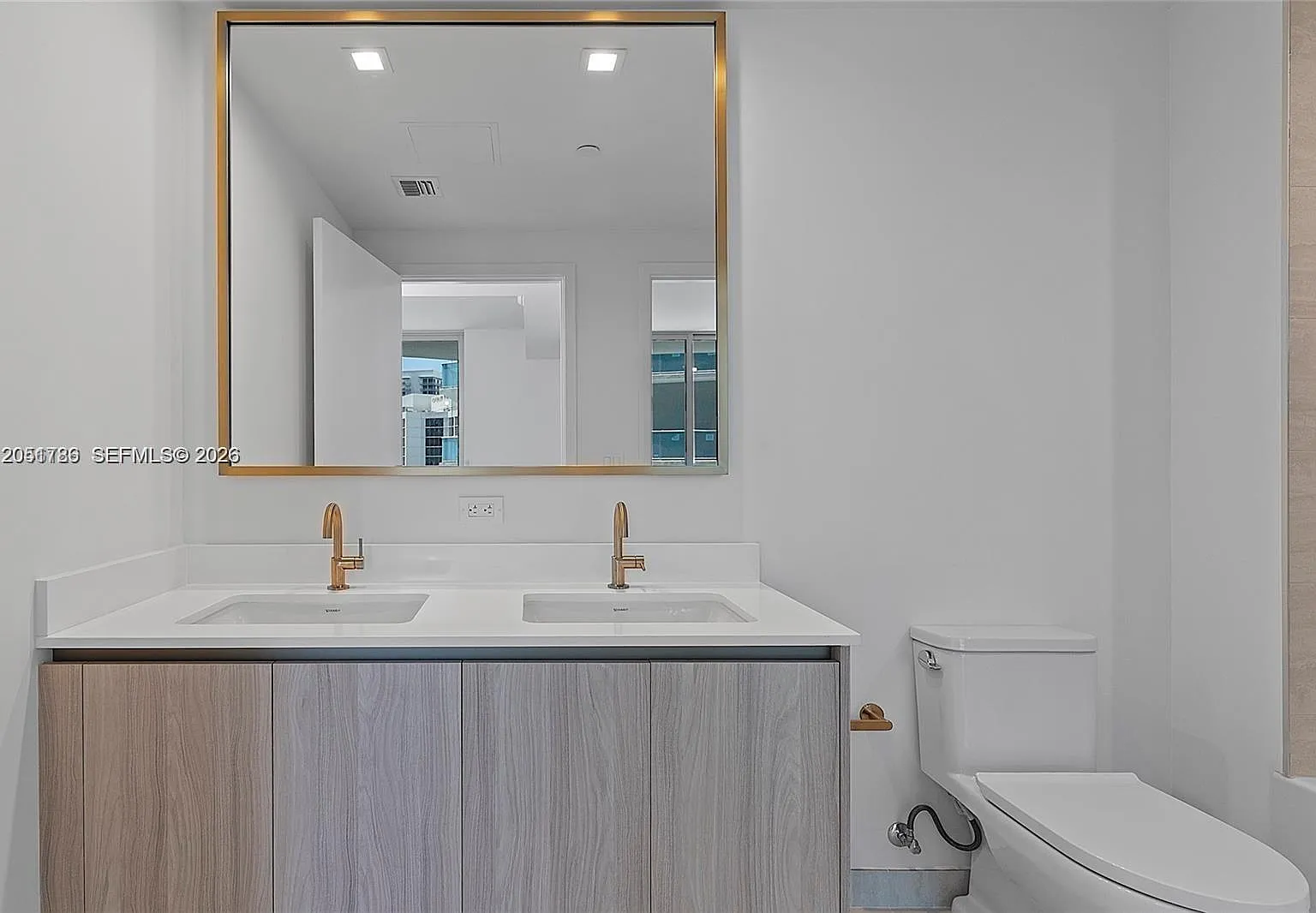 1 bed, 833 sqft, $4,500 — Photo 4