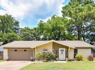 2919 David Ln, Arlington, TX 76013