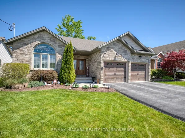 3270 Thunder Bay Rd, Fort Erie, ON L0S 1N0