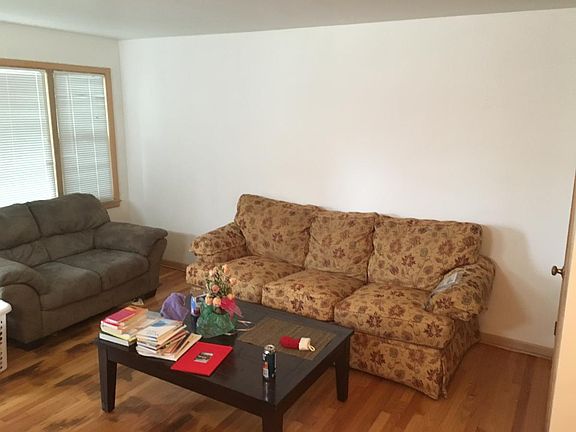 2nd image of 1266 E Washington St APT 6