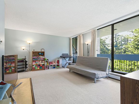 2nd image of 6689 Willingdon Ave #801