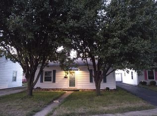 8 Gerald Rd, Rantoul, IL 61866