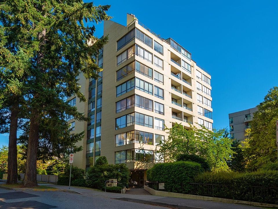 1st image of 1412 Esquimalt Ave #802