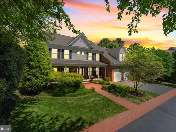 237 Dry Mill Rd SW, Leesburg, VA 20175