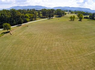 319 Coulter Rd, Maryville, TN 37804