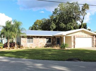 1575 SE 2nd Ct, Crystal River, FL 34429