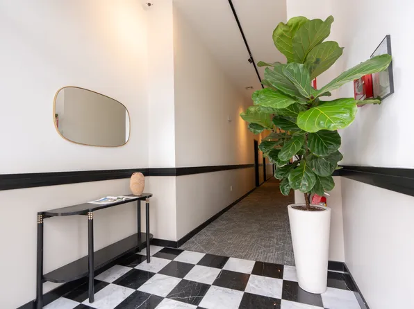 328 Pacific Avenue image 5 of 85