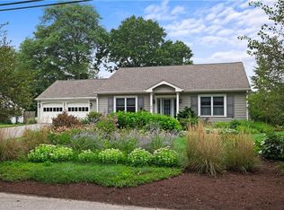 43 Newell Dr, Cumberland, RI 02864