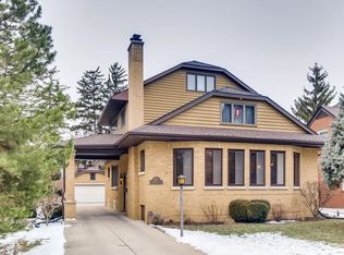 210 N Merrill St, Park Ridge, IL 60068