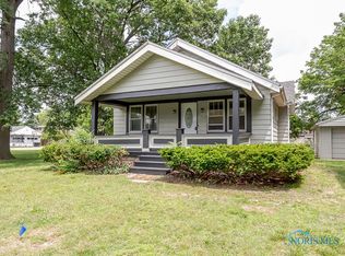 809 Diana Dr, Holland, OH 43528