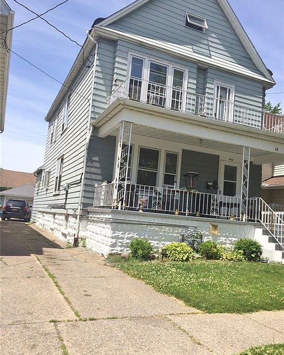 2nd image of 60 Pine Ridge Rd