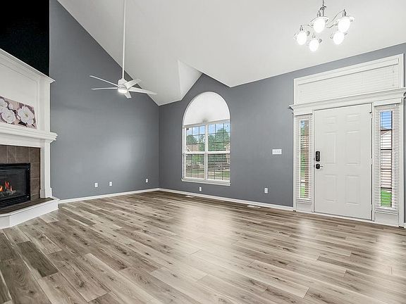 4th image of 4412 SW Lyndsie Ct
