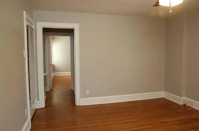 1 bed, $1,050 — Photo 3