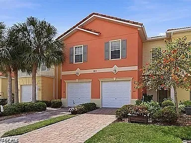 3 bed, 2.5 bath, 1819 sqft, $2,150 — Photo 3