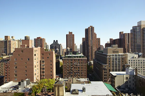 Sold by Stribling | media 18