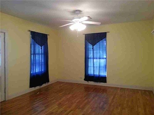 2nd image of 460 Kathleen Dr