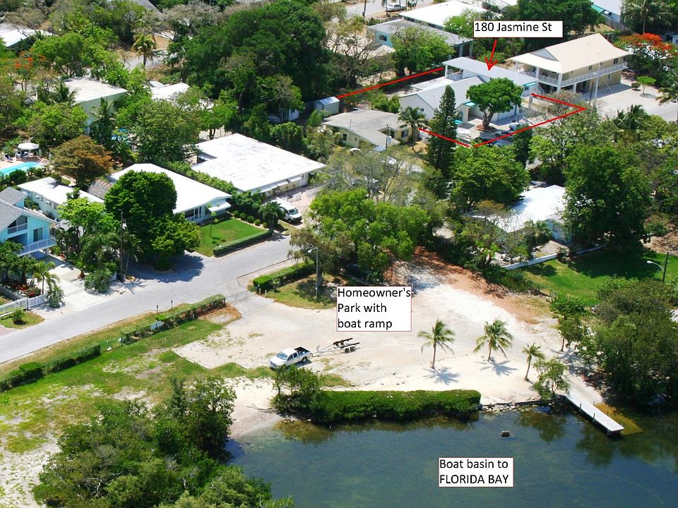 2nd image of 180 Jasmine St