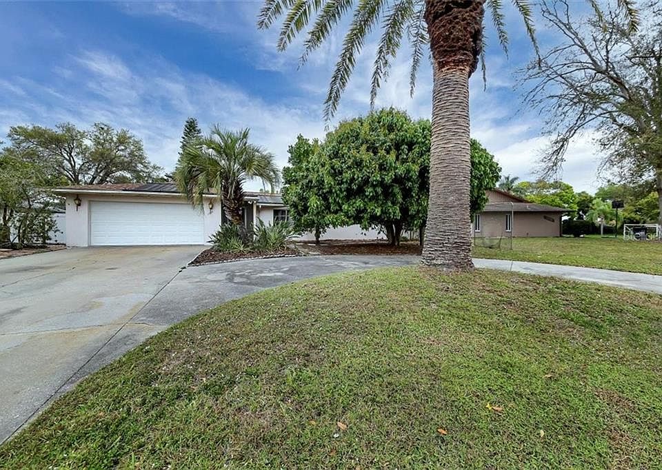 1st image of 1206 Lucaya Ave