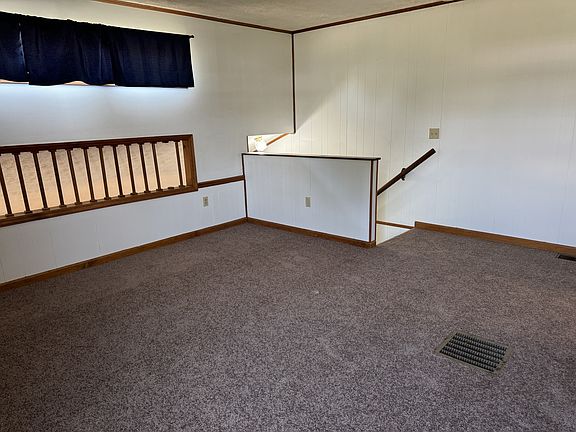 4th image of 121 Morrisfield Ln #17292518