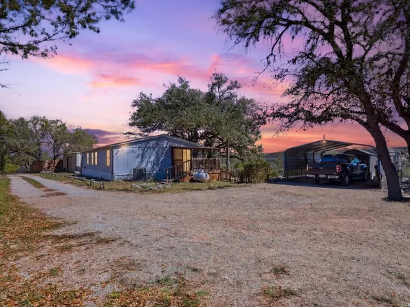 232 Sir Arthur, Canyon Lake, TX 78133
