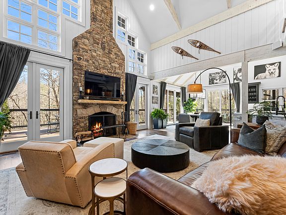 3rd image of 132 Still Water Road