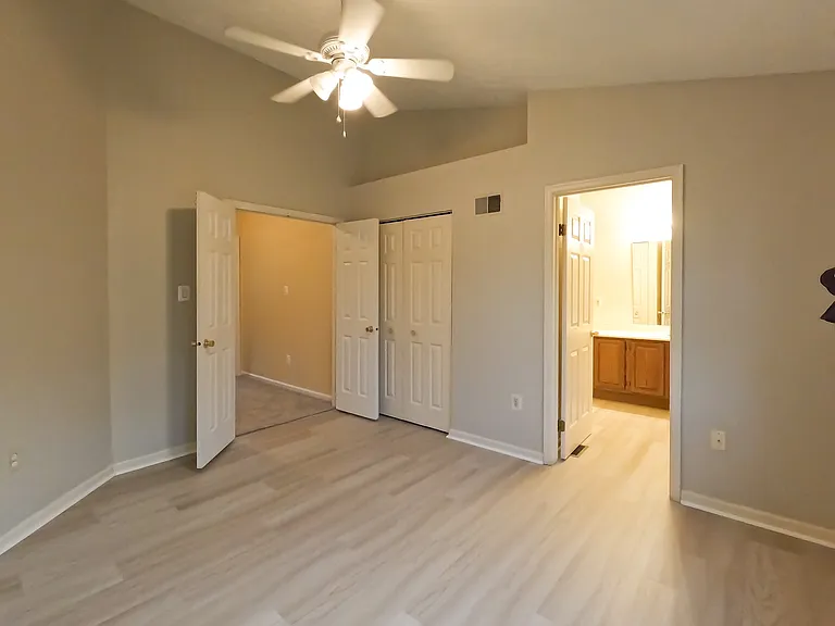 5632 Denton Ct — Photo 23