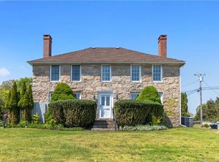 113 Oswegatchie Hills Rd E, Niantic, CT 06357