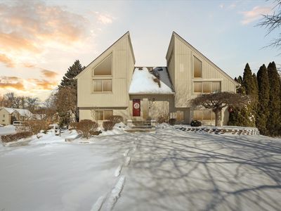9591 Rosemary Ln, Brighton, MI, 48114