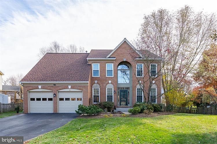 1st image of 4908 Fox Creek Ct