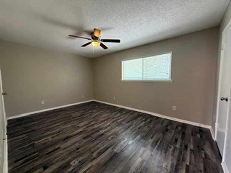 516 Gentleman Road — Photo 8
