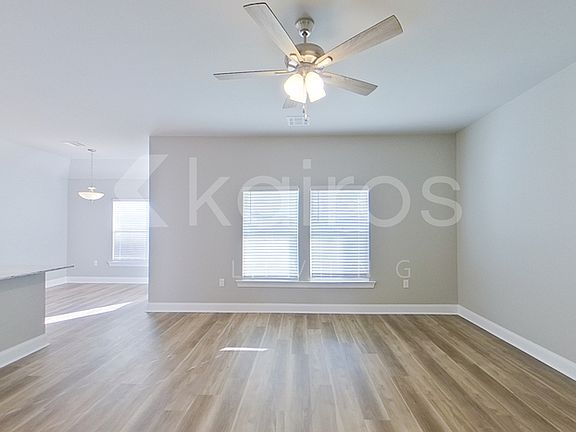 2nd image of 1514 Cannes Ave