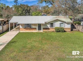 407 E Myrtle Ave, Foley, AL 36535