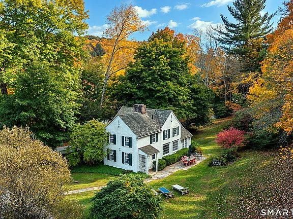 2nd image of 115 River Road