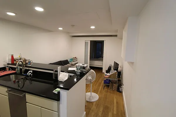 Rented by Mossanen Group | media 11