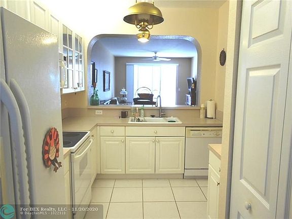 Home For Sale In Kings Point