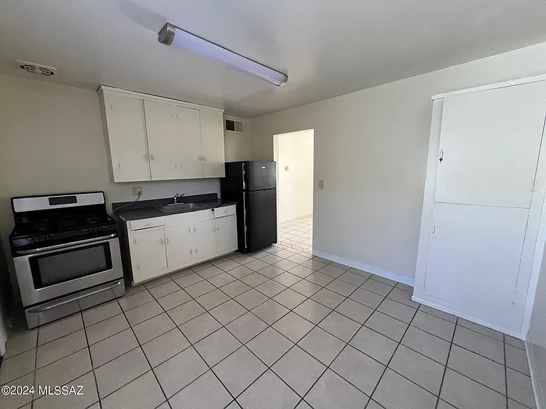 4123 E North St #C — Photo 3