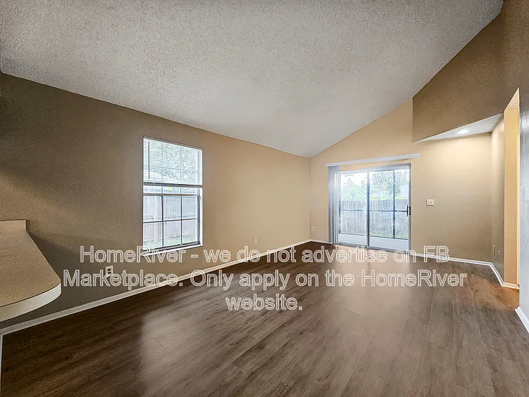 2682 Rachel Ct — Photo 6