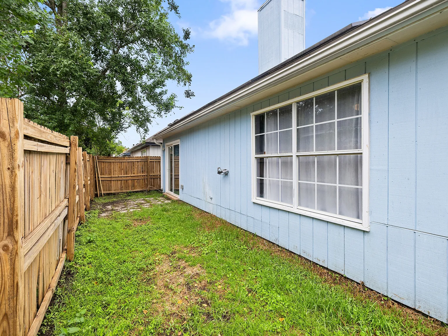 3045 Yorktown Circle - 1 — Photo 2