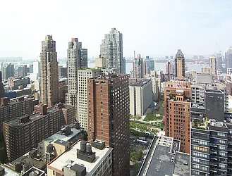 Rented by Fox Residential Group