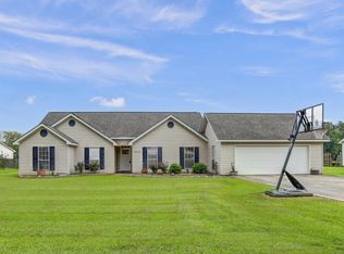 1060 Huval Rd, Breaux Bridge, LA 70517