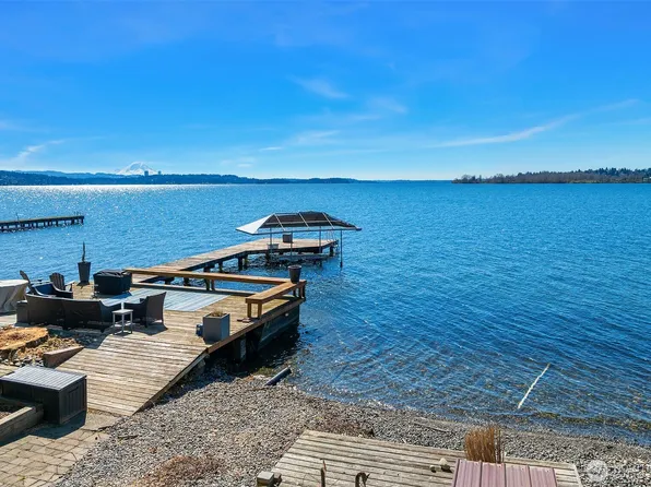7615 NE Champagne Point Place, Kirkland, WA 98034