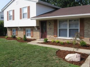 5850 Chapelhill Dr, Cincinnati, OH 45233
