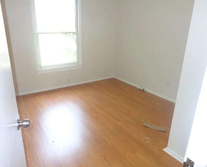5035 Martins Crossing Rd — Photo 5