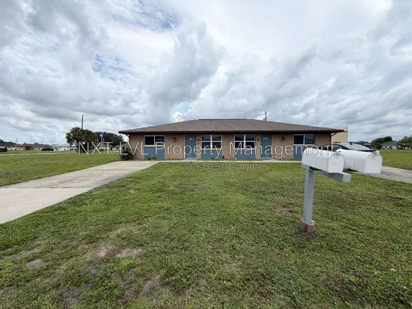 1005 NE 8th Ter, Cape Coral, FL 33909