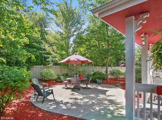 6835 N Coventry Ct, Milwaukee, WI 53224